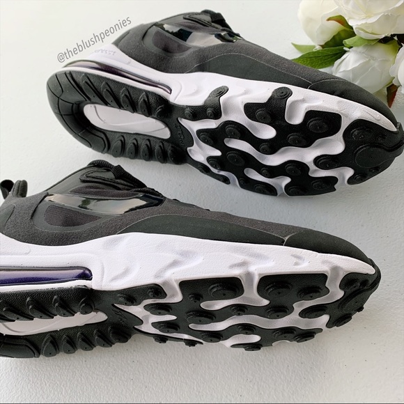 Nike Air Max 270 React NWT - Picture 11 of 11